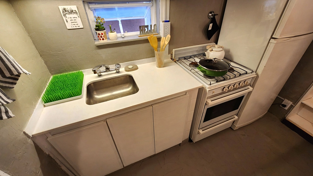 Amplio monoambiente en zona Alto Palermo, edificio con pileta Araoz 2800