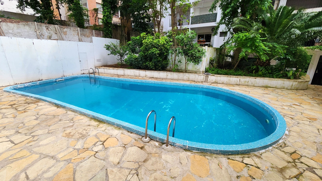 Amplio monoambiente en zona Alto Palermo, edificio con pileta Araoz 2800