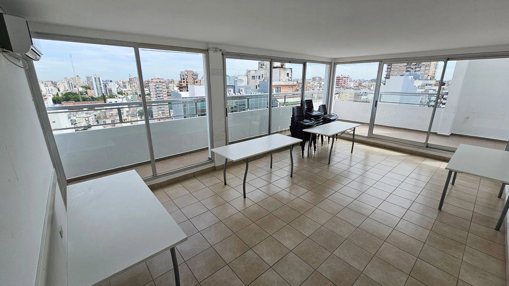 Monoambiente en moderno edificio con amenities, piscina, laundry, gimnasio, sum y parrilla