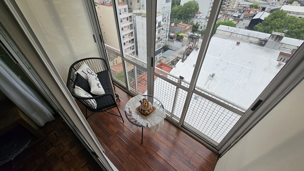 luminoso departamento monoambiente en Villa Crespo, subte B estación Malabia